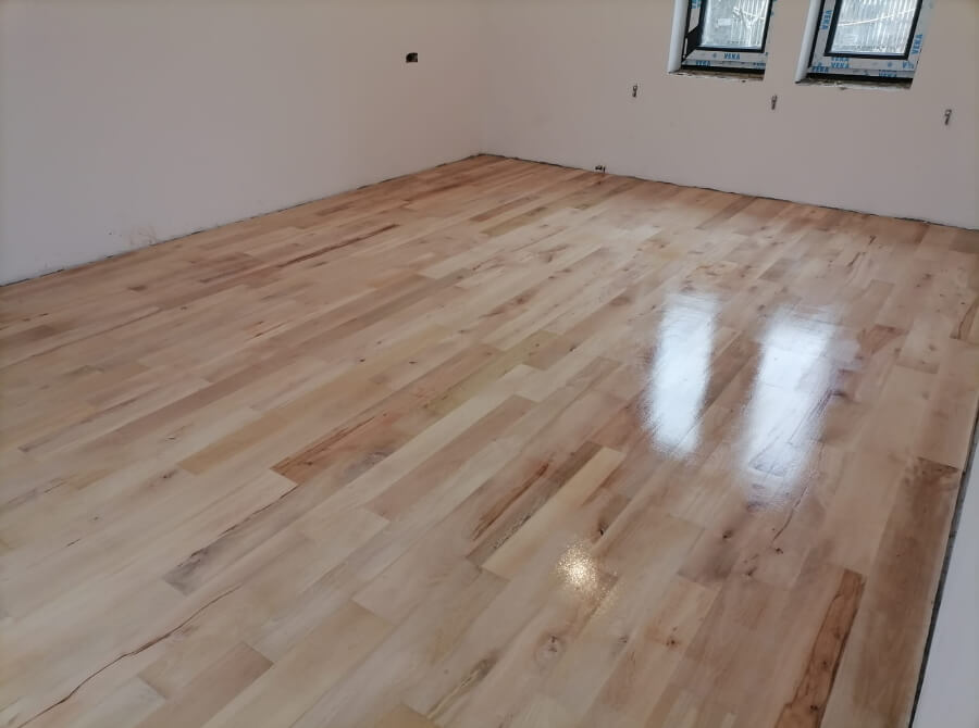 reconditionare lacuire parchet