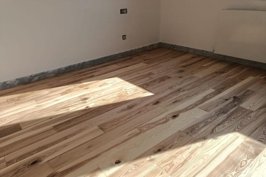 Montaj Dusumea Lemn Brasov